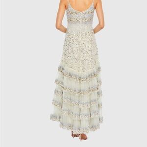 ✔️#31 BNWT MAC DUGGAL Light Gold Embellished Scoop Neck Tiered Gown …